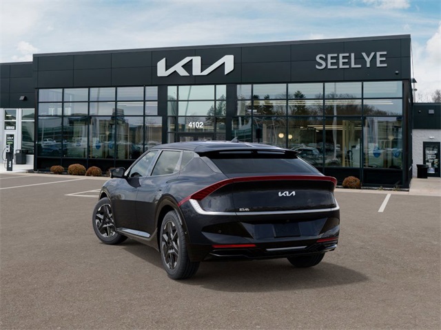 2025 Kia EV6 Wind photo 2