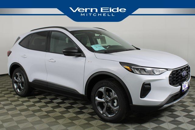 2026 Ford Escape ST-Line's photo