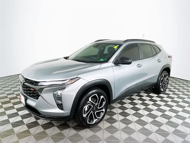 2024 Chevrolet Trax photo 3