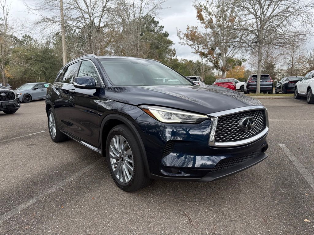 2024 INFINITI QX50 Luxe