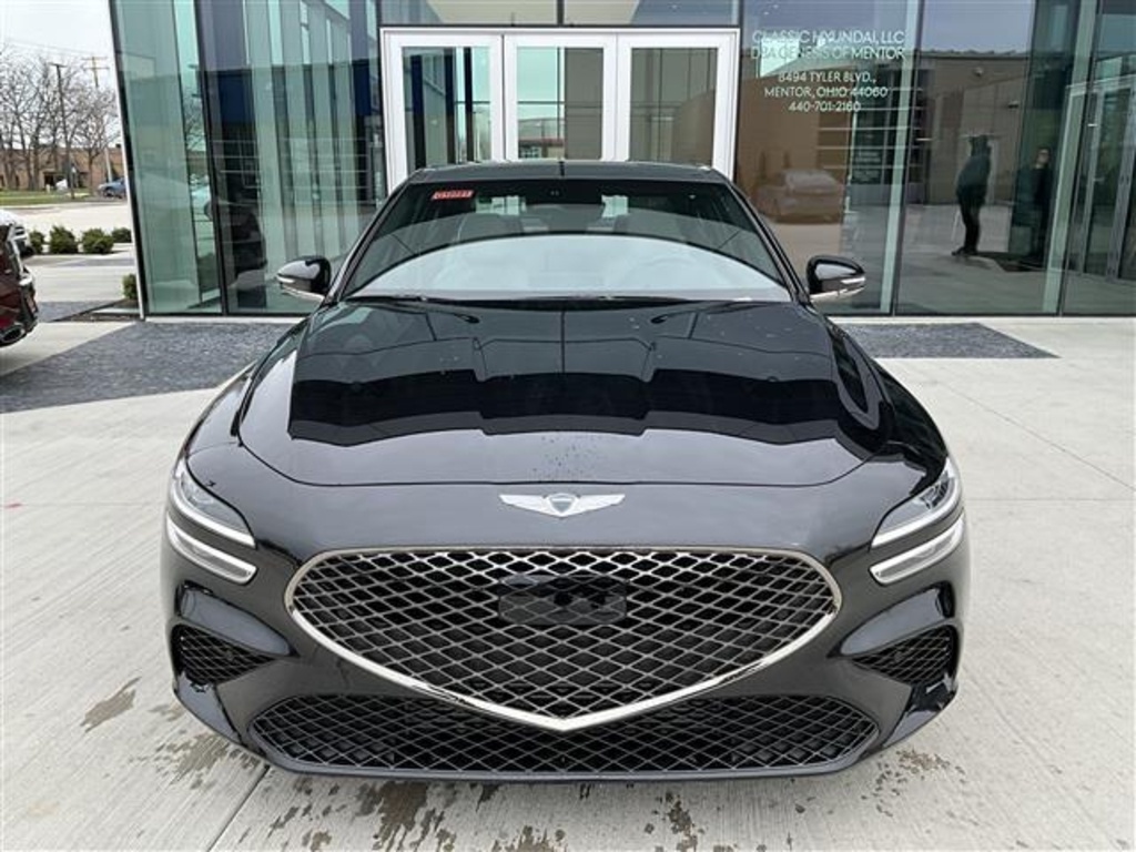 2023 GENESIS G70 Standard's photo