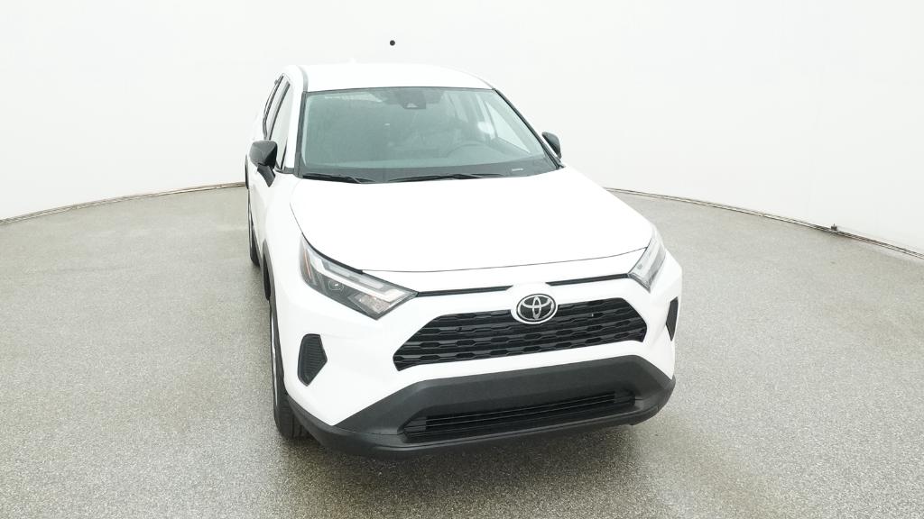 2025 Toyota RAV4 LE photo 32