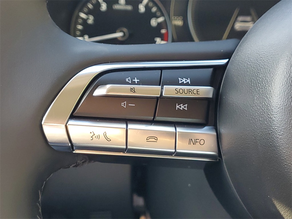 2025 Mazda CX-50 2.5 Select photo 18