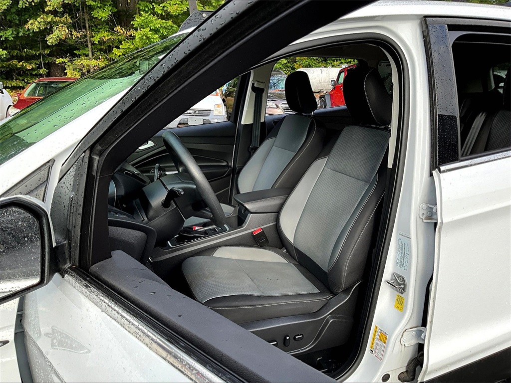 2019 Ford Escape SE photo 10