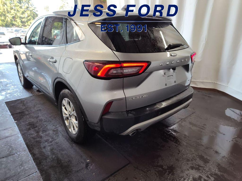 2024 Ford Escape Active photo 2