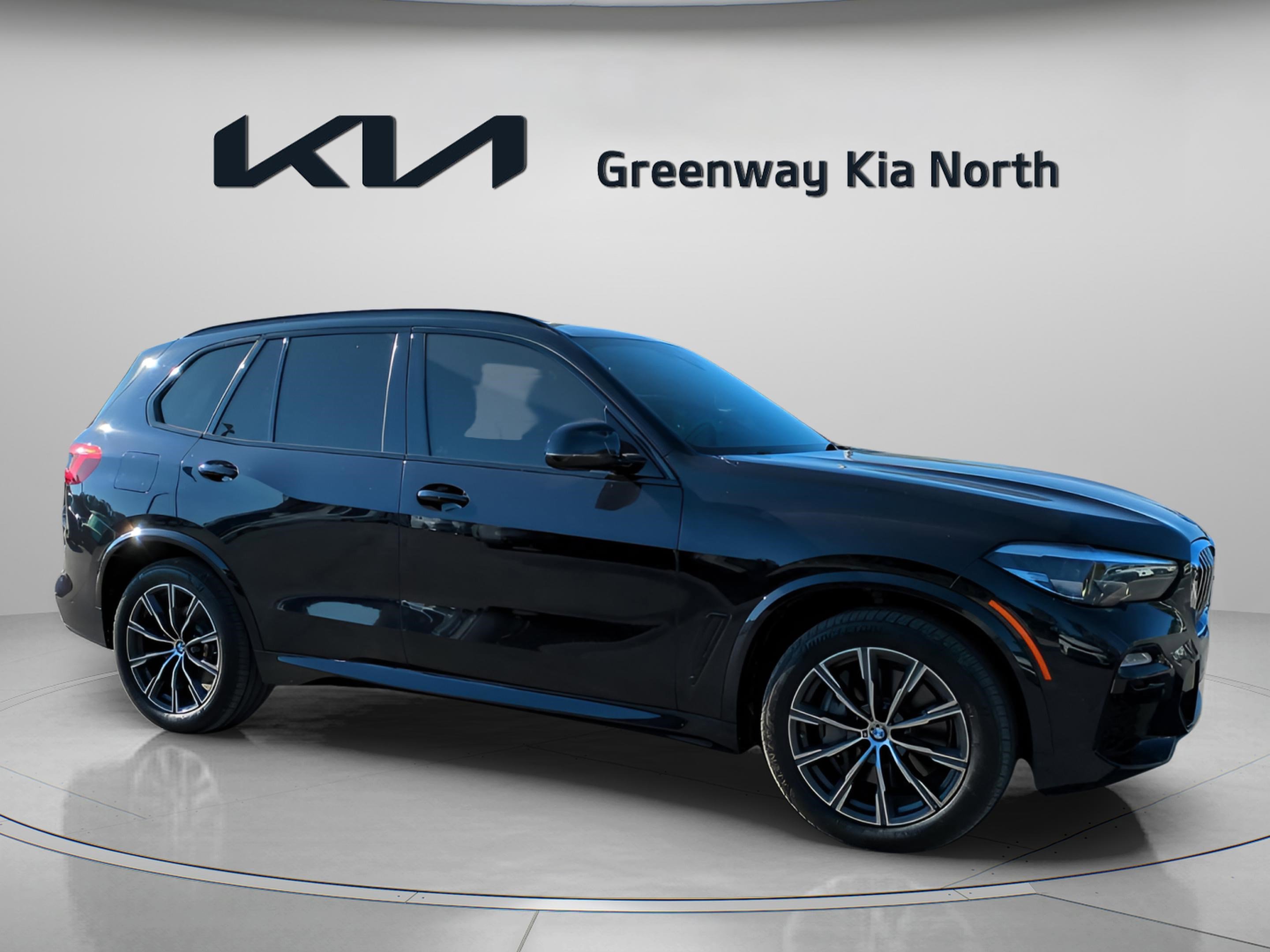 2019 BMW X5 50i's photo