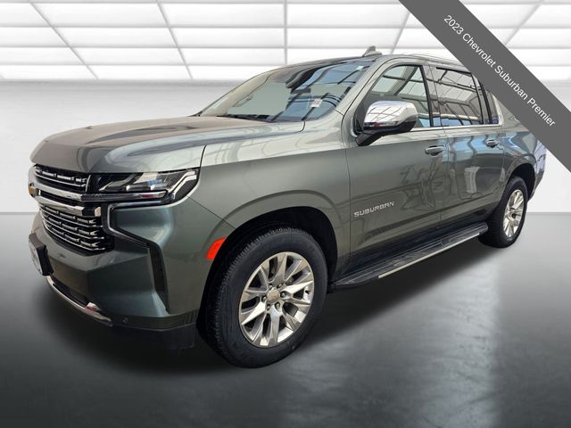 2023 Chevrolet Suburban Premier's photo