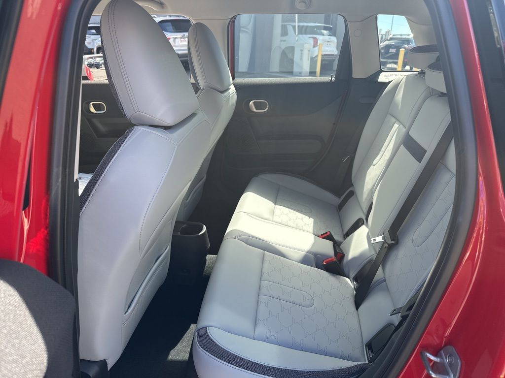 2025 Mini Cooper 4 Door Hardtop Signature photo 12