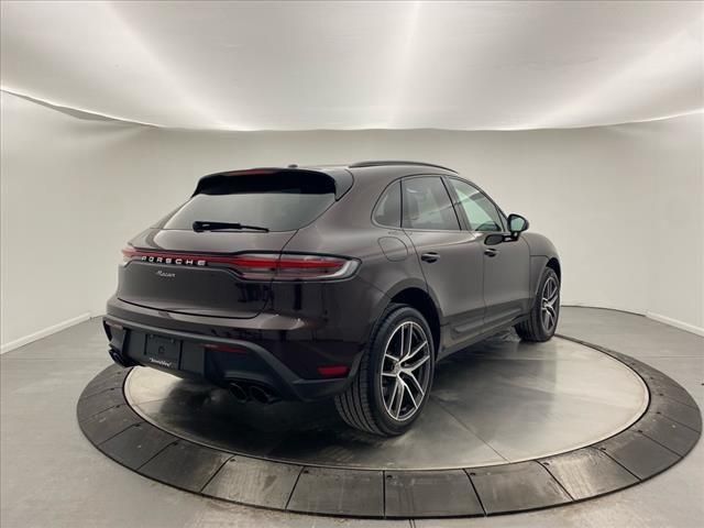 2024 Porsche Macan Base photo 8