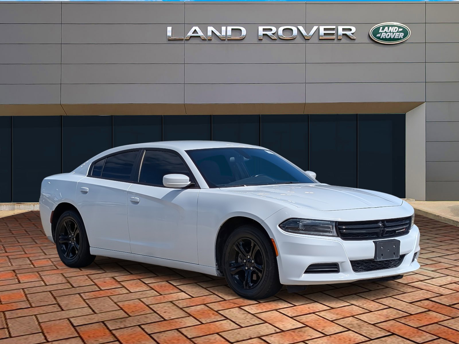 2022 Dodge Charger SXT photo 2