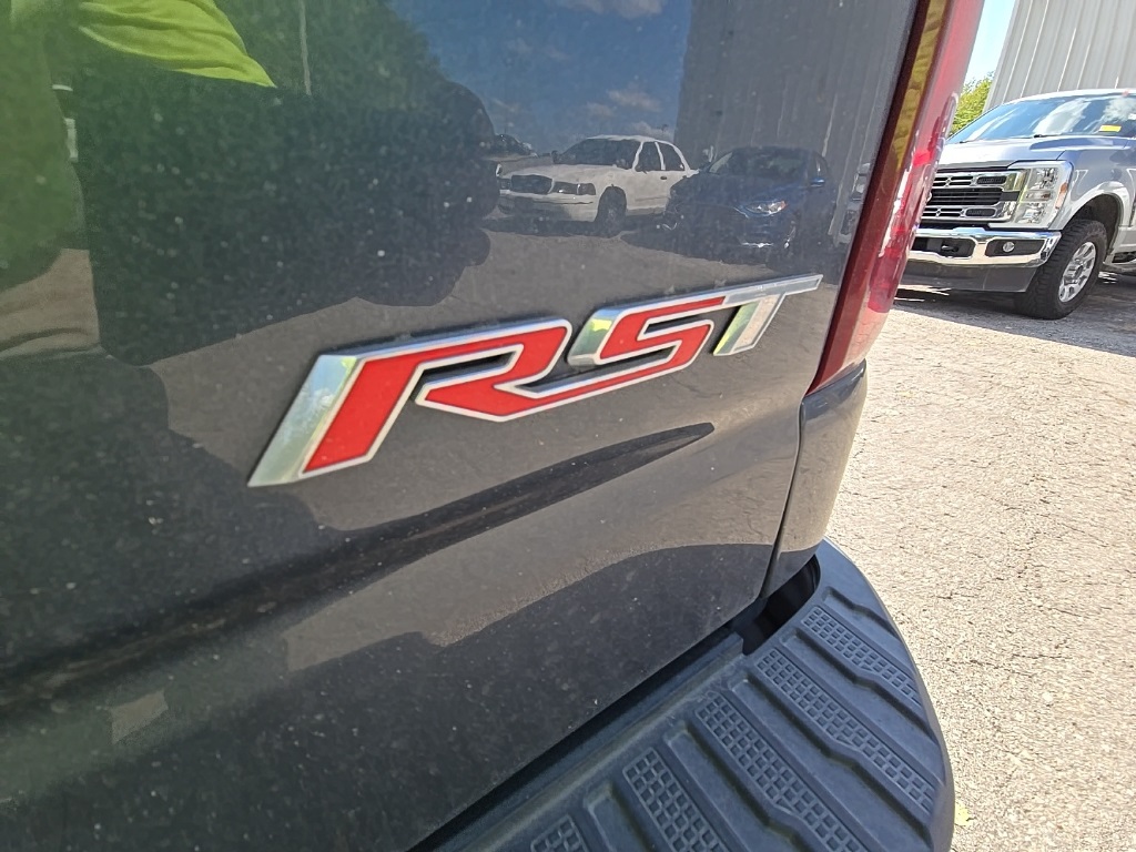2020 Chevrolet Silverado 1500 RST photo 14