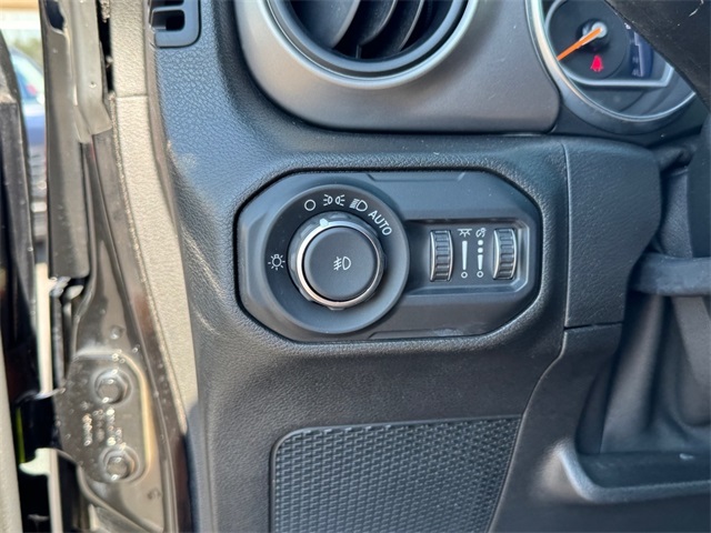 2019 Jeep Wrangler Unlimited Sport S photo 17