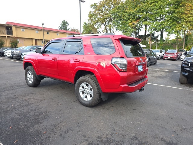 2022 Toyota 4Runner SR5 photo 7