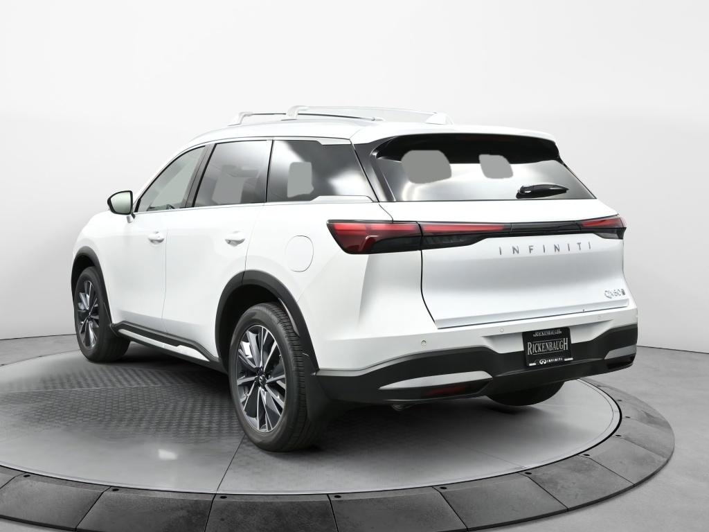 2026 Infiniti QX60 Luxe photo 4