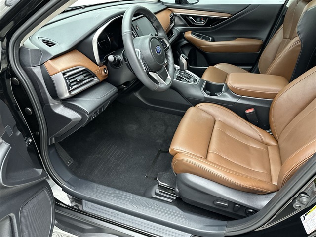 2024 Subaru Outback Touring XT photo 3