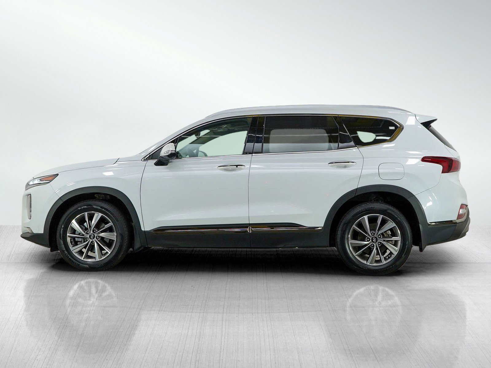 Used 2020 Hyundai Santa Fe Limited with VIN 5NMS5CADXLH283945 for sale in Minneapolis, Minnesota