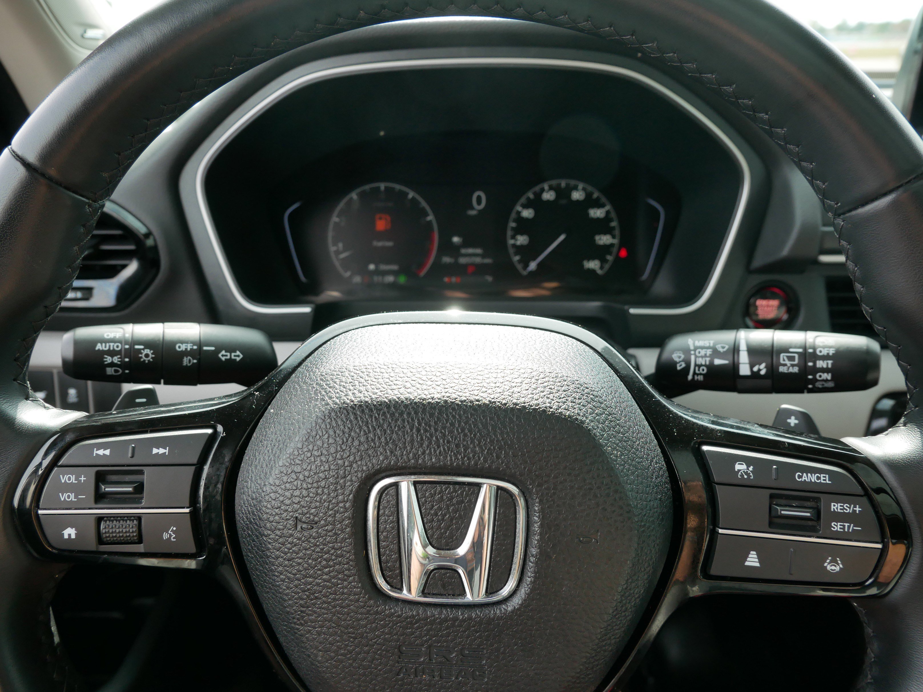 2023 Honda Pilot Touring photo 17