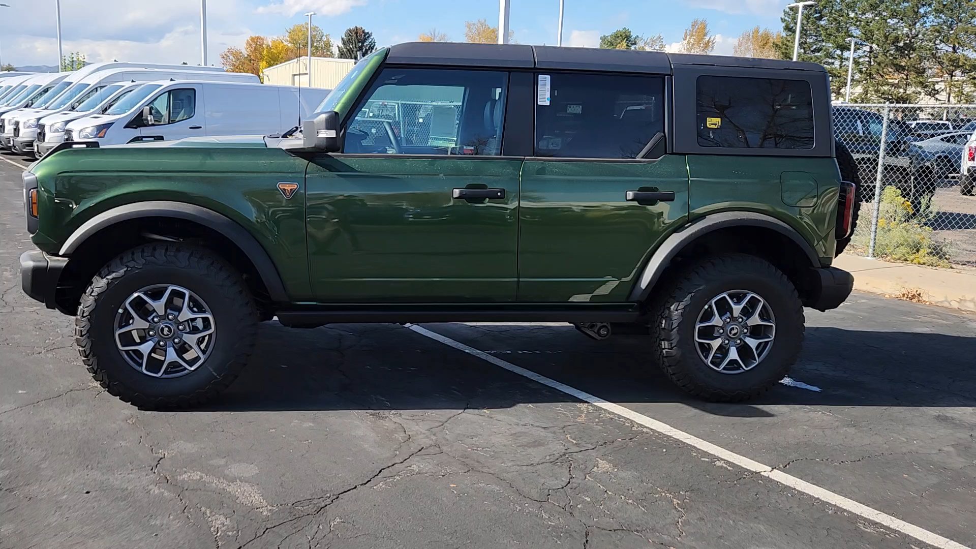 2025 Ford Bronco Badlands photo 3