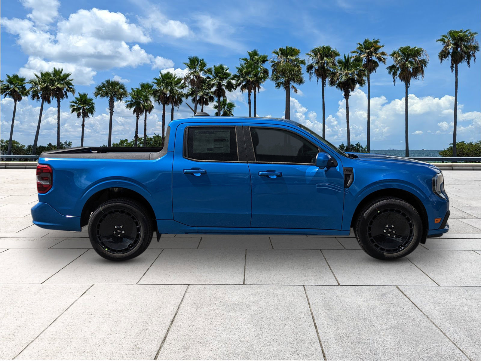 2025 Ford Maverick photo 9