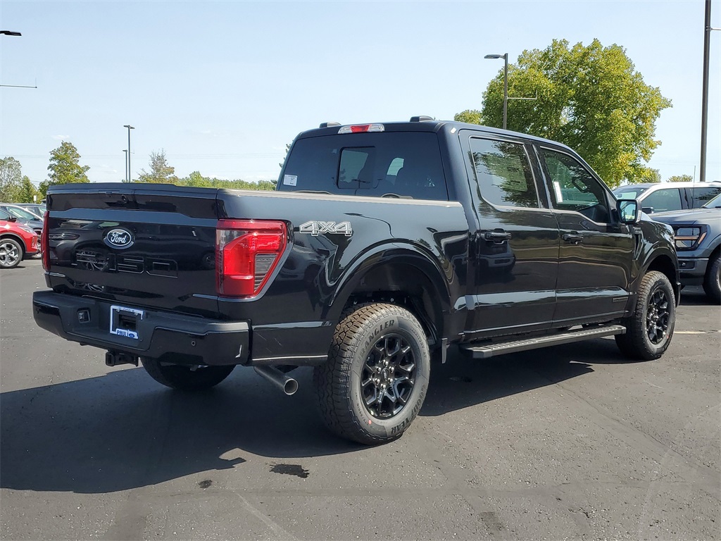 2025 Ford F-150 XLT photo 3