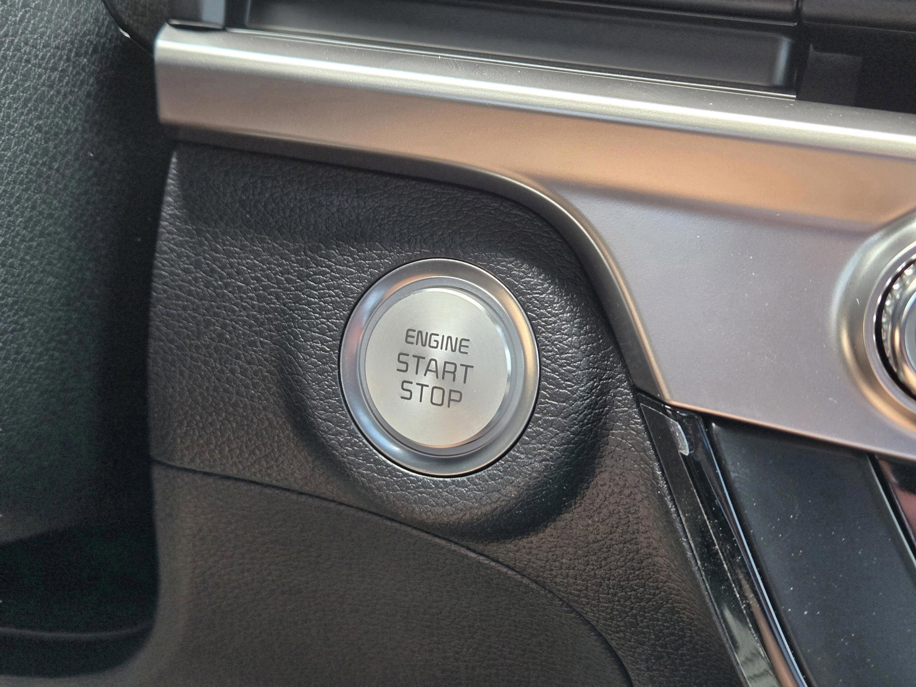 2025 Kia Telluride S photo 17