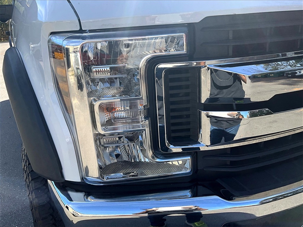 2019 Ford F-350 photo 28