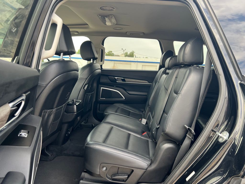 2022 Kia Telluride EX photo 12