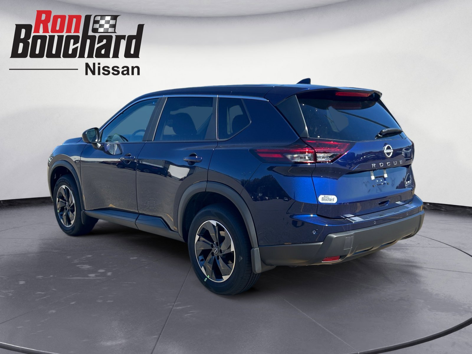 2026 Nissan Rogue SV photo 4