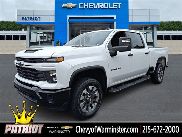 2024 Chevrolet Silverado 2500HD Custom's photo