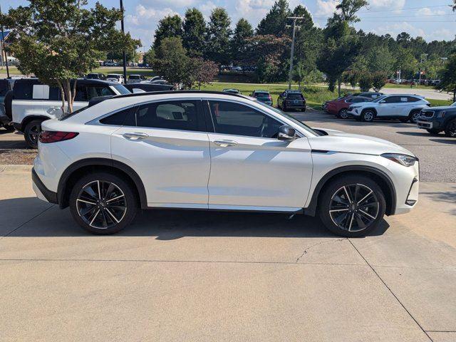 2023 Infiniti QX55 Luxe photo 3
