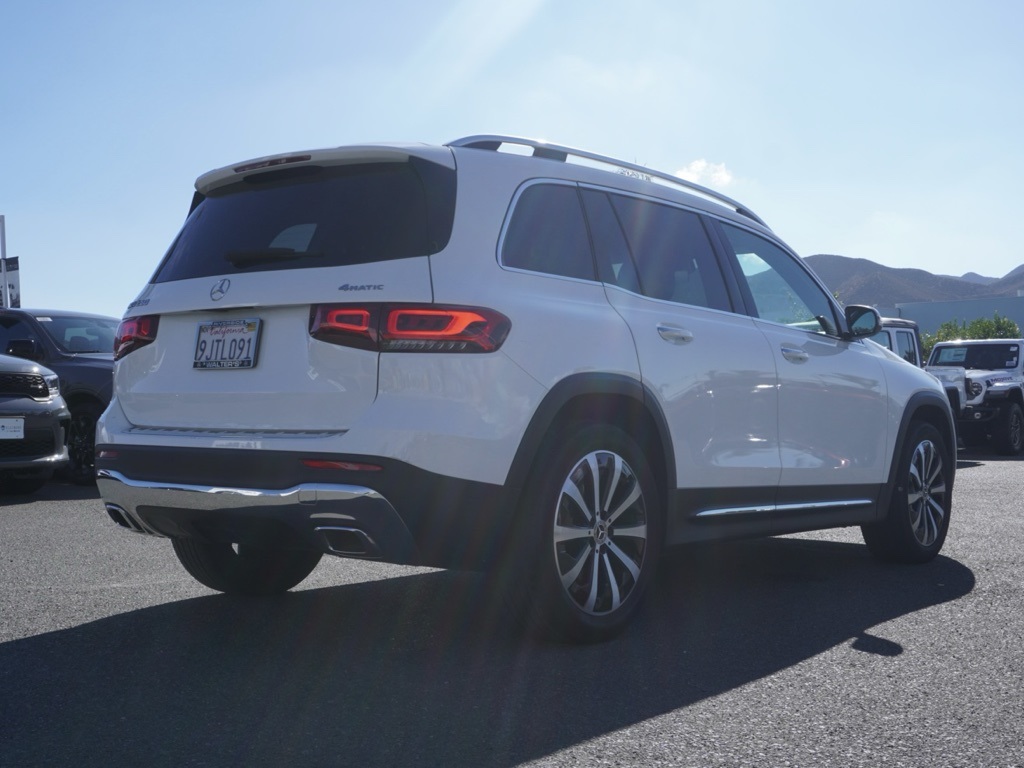 2023 Mercedes Benz GLB 250 4MATIC photo 2
