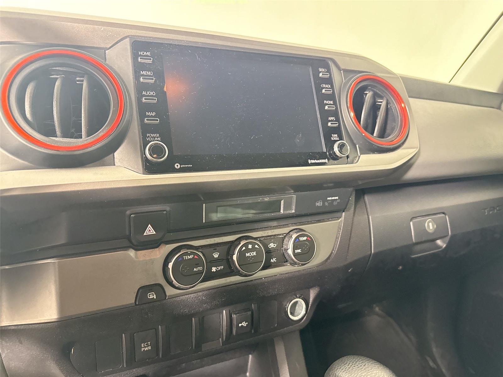 2022 Toyota Tacoma SR5 V6 photo 11