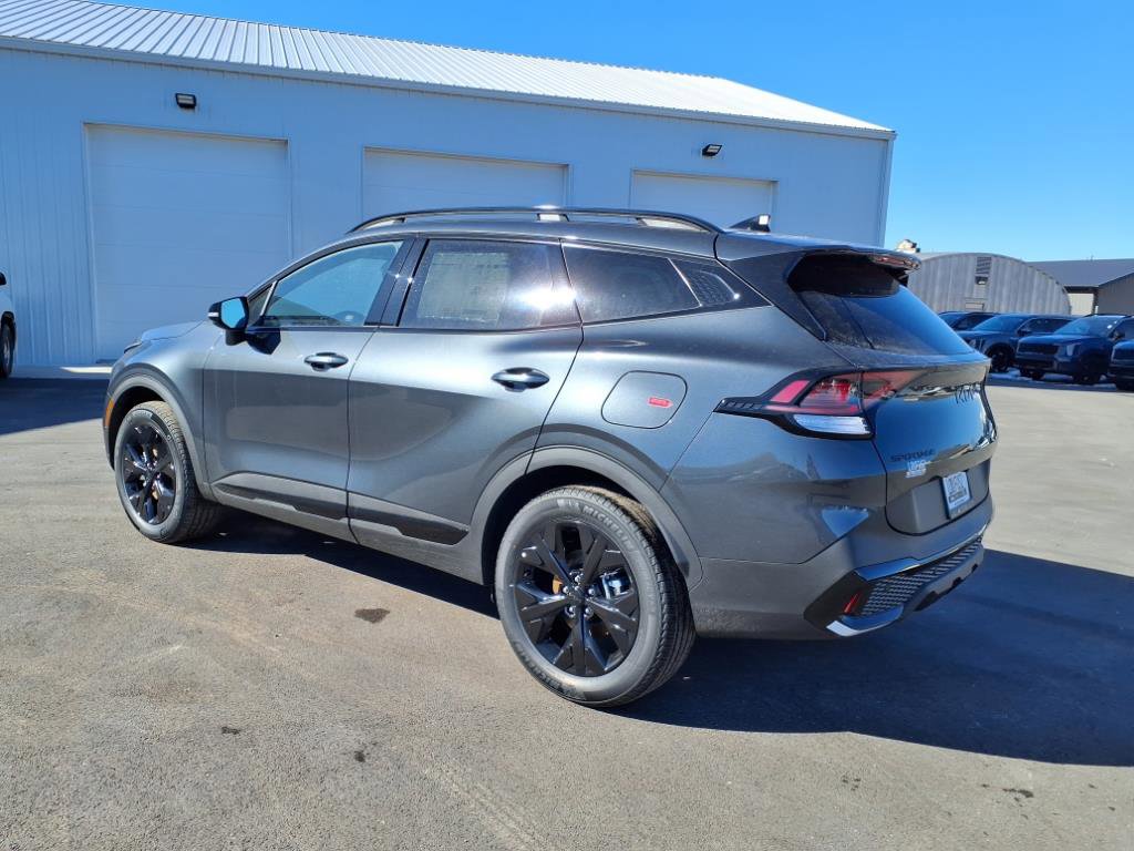 2025 Kia Sportage Plug-In Hybrid X-Line photo 4
