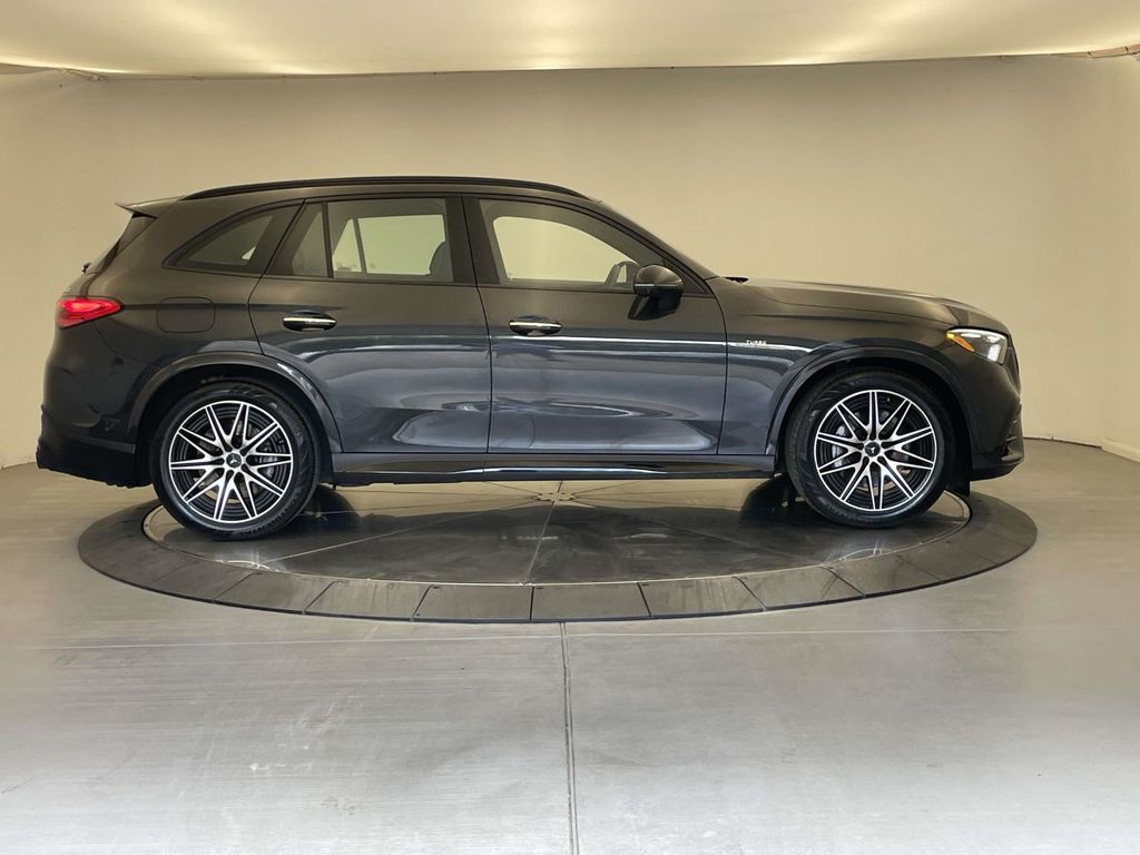 2024 Mercedes Benz GLC 43 AMG 4MATIC photo 8