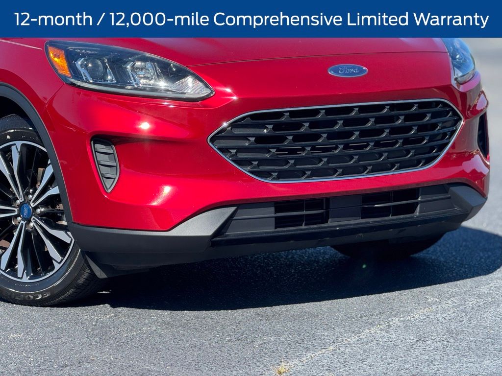 2022 Ford Escape SE Sport photo 3