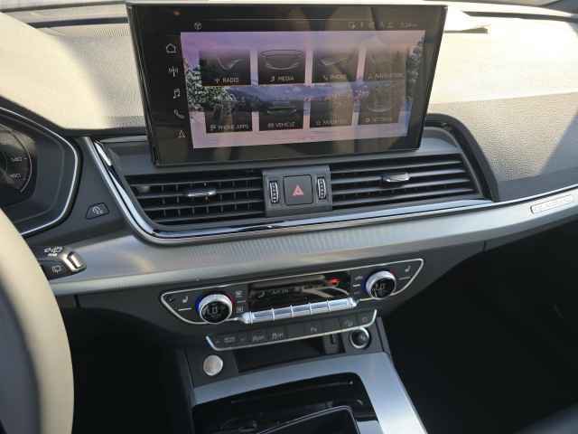 2025 Audi Q5 S line Premium 45 TFSI photo 25