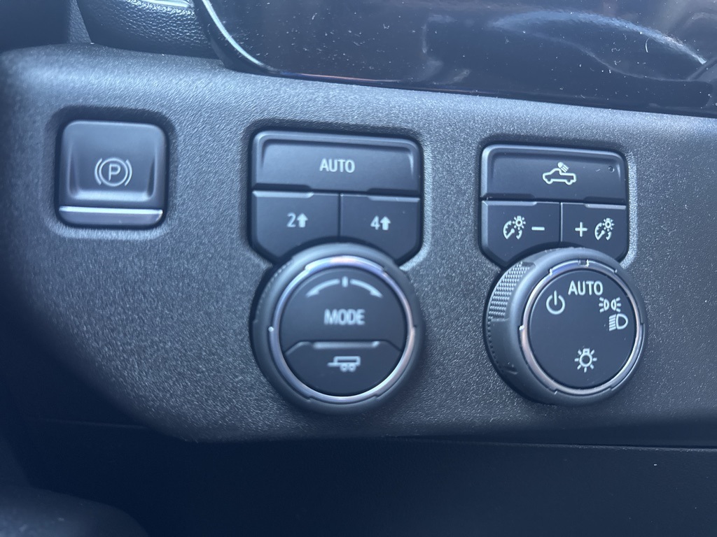 2022 Chevrolet Silverado 1500 LT photo 34