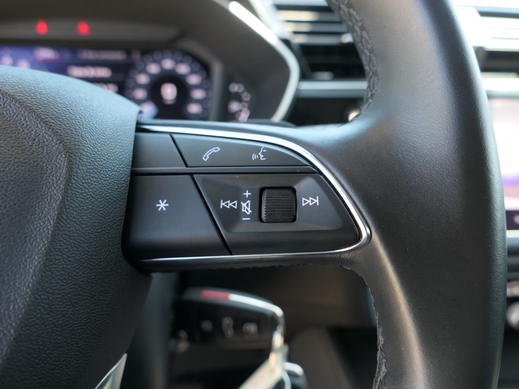2022 Audi Q3 Premium S line photo 11