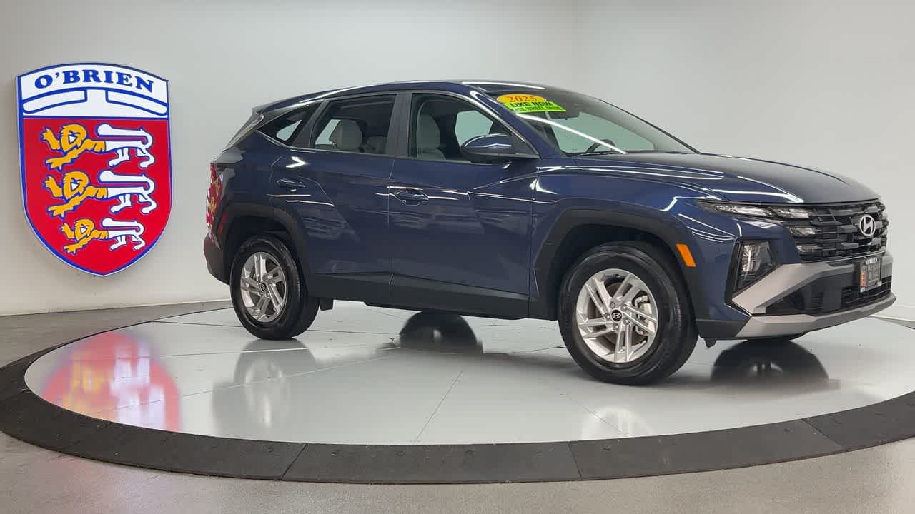 2025 Hyundai Tucson SE photo 3