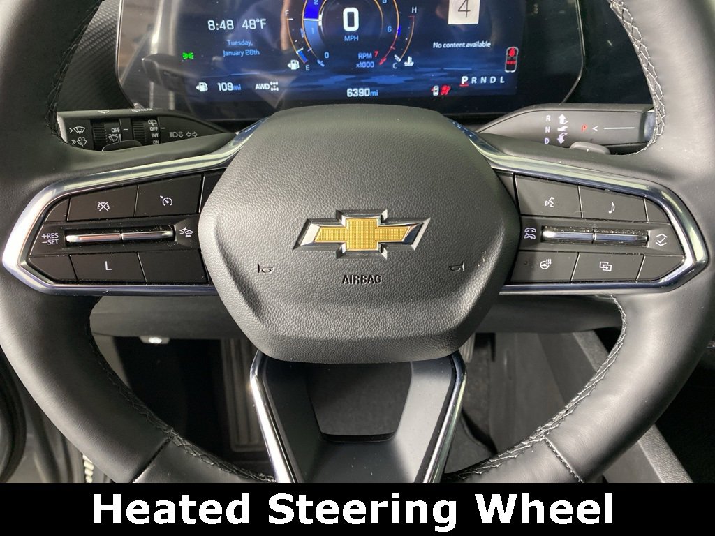 2025 Chevrolet Equinox LT photo 4