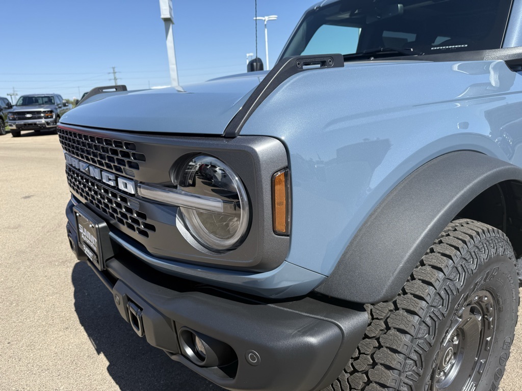 2025 Ford Bronco Badlands photo 25