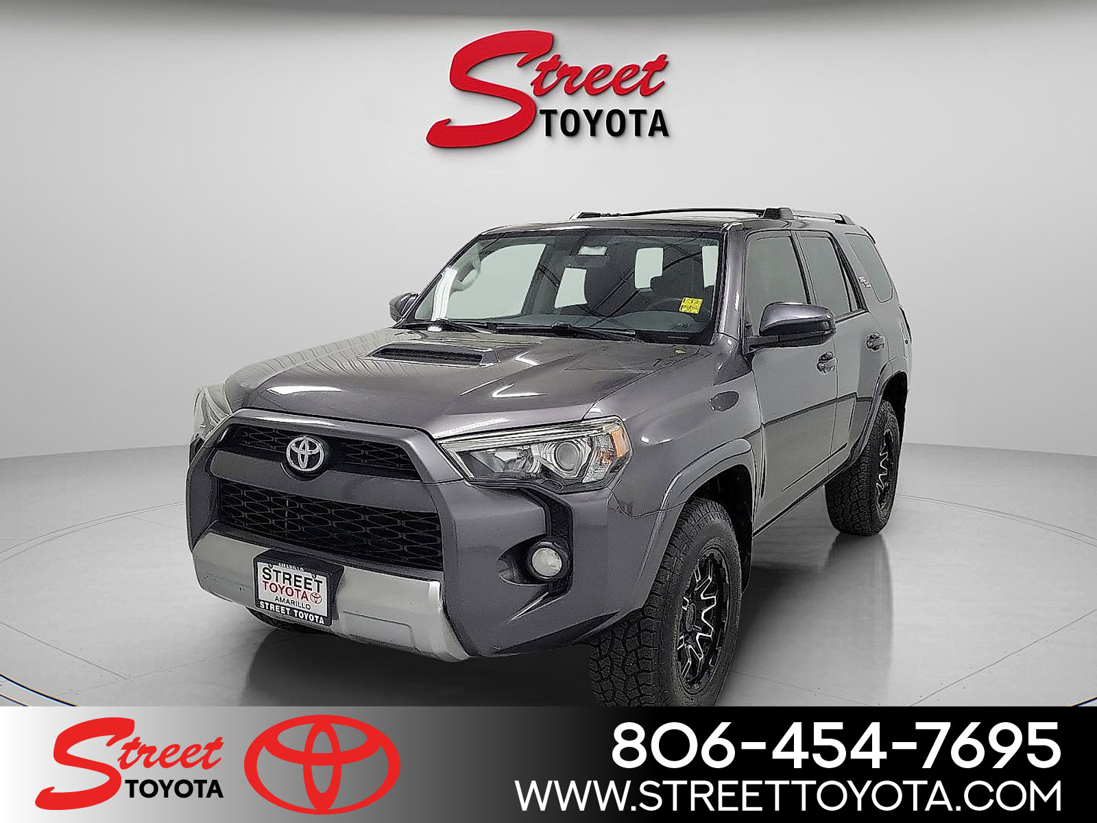 2017 Toyota 4Runner Off-Road's photo
