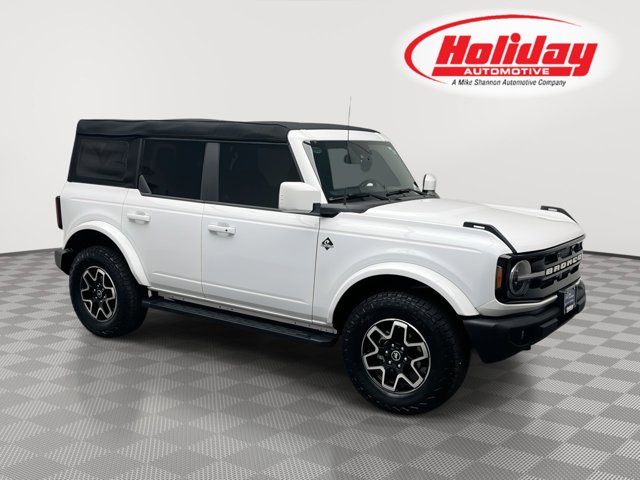 2023 Ford Bronco Outer Banks's photo