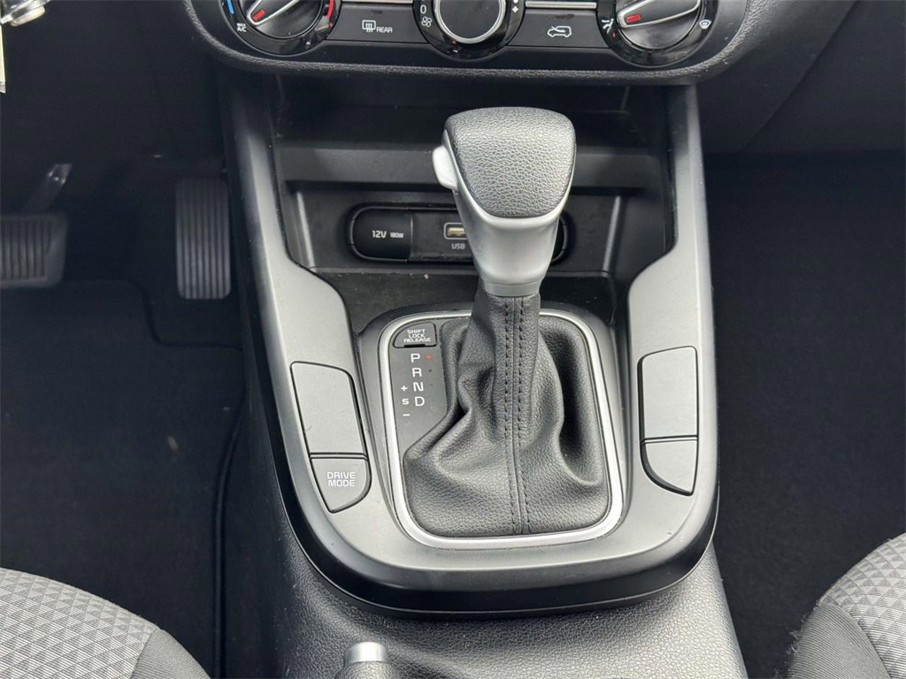 2023 Kia Soul LX photo 6