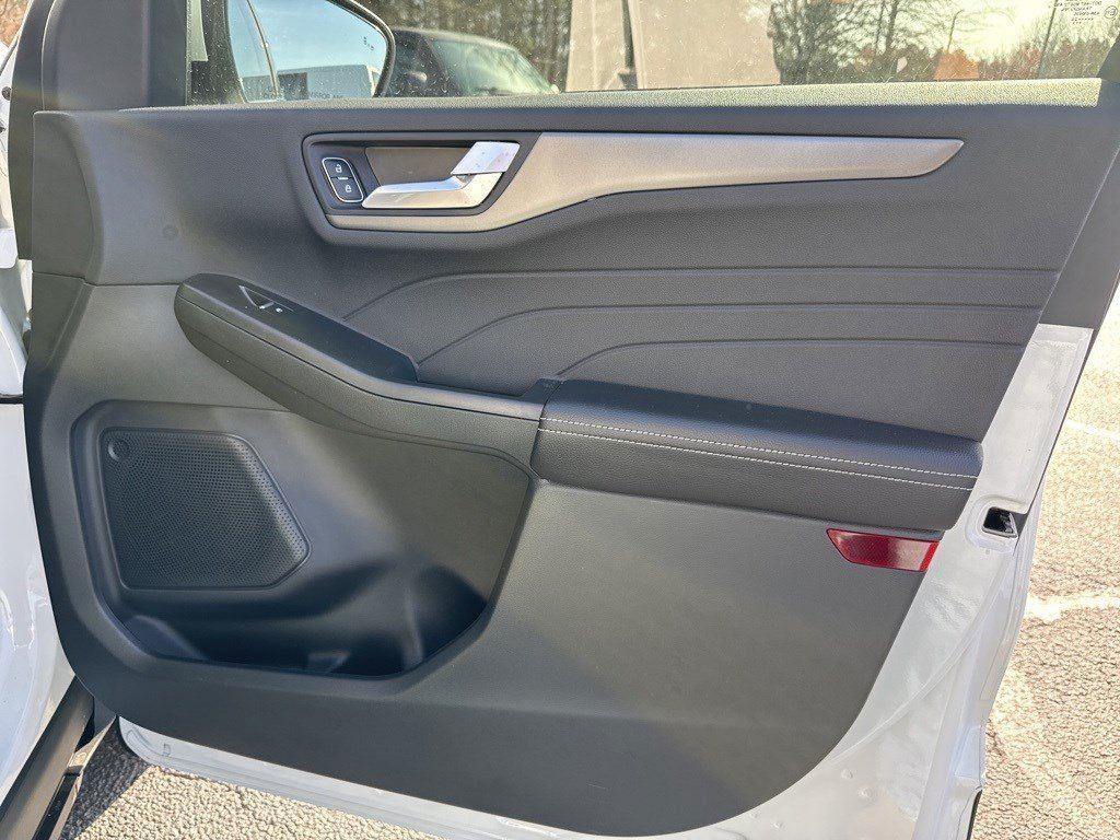 2025 Ford Escape Plug-In Hybrid photo 20