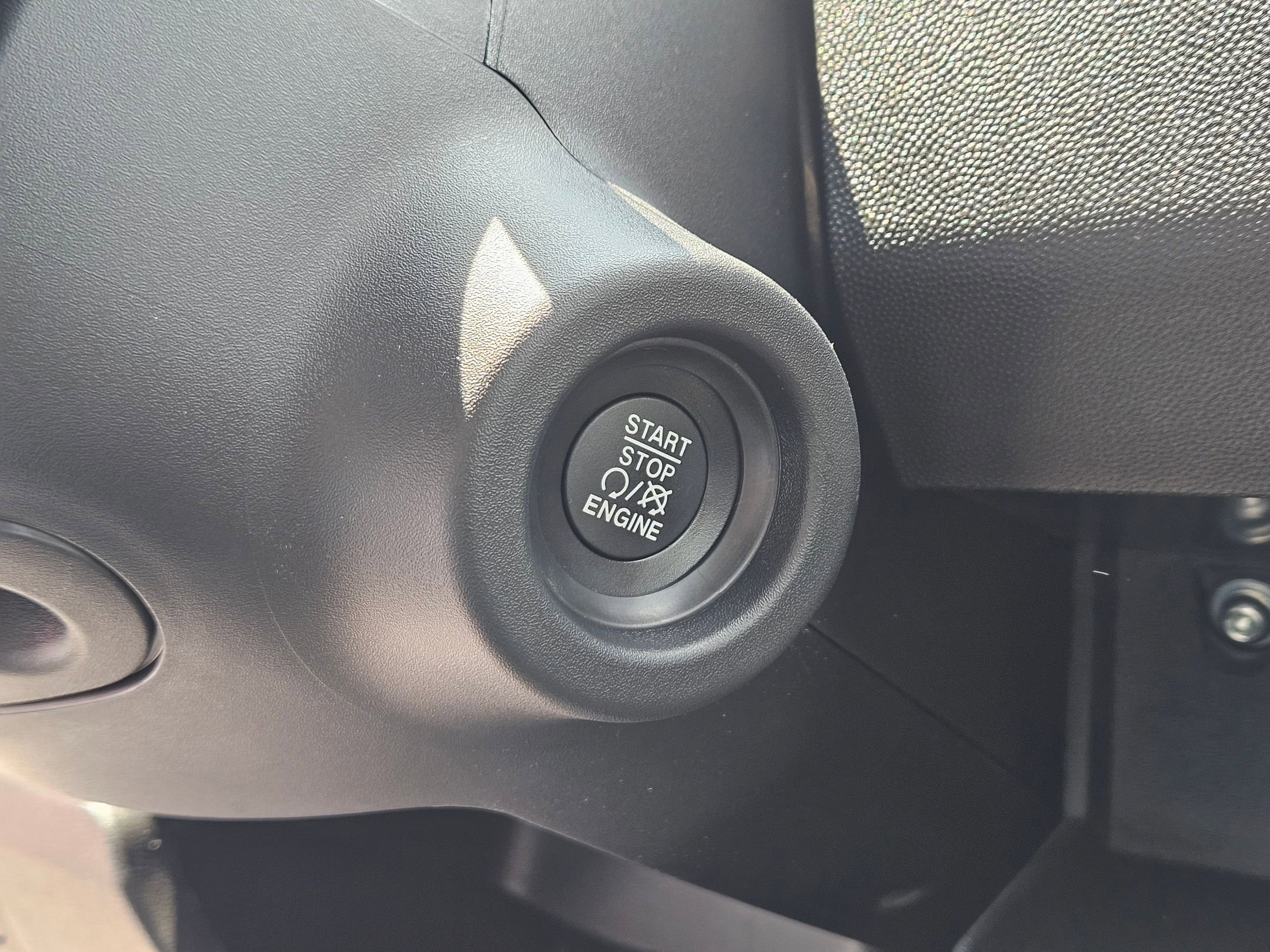 2025 Ram ProMaster 1500 photo 9