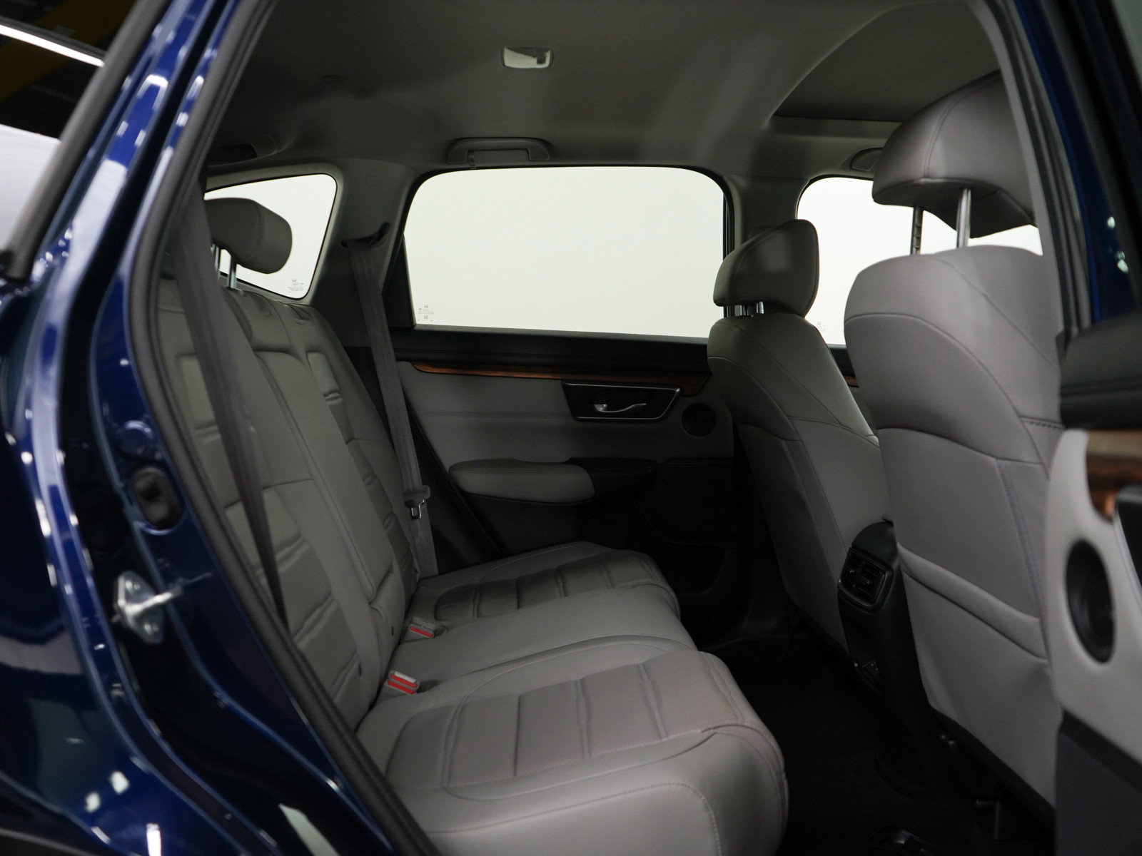 2022 Honda CR-V Hybrid Touring photo 10