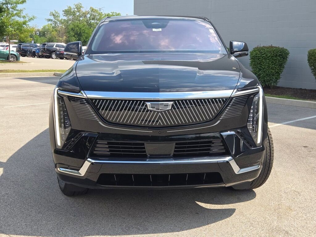 2026 Cadillac Escalade IQ Luxury photo 5