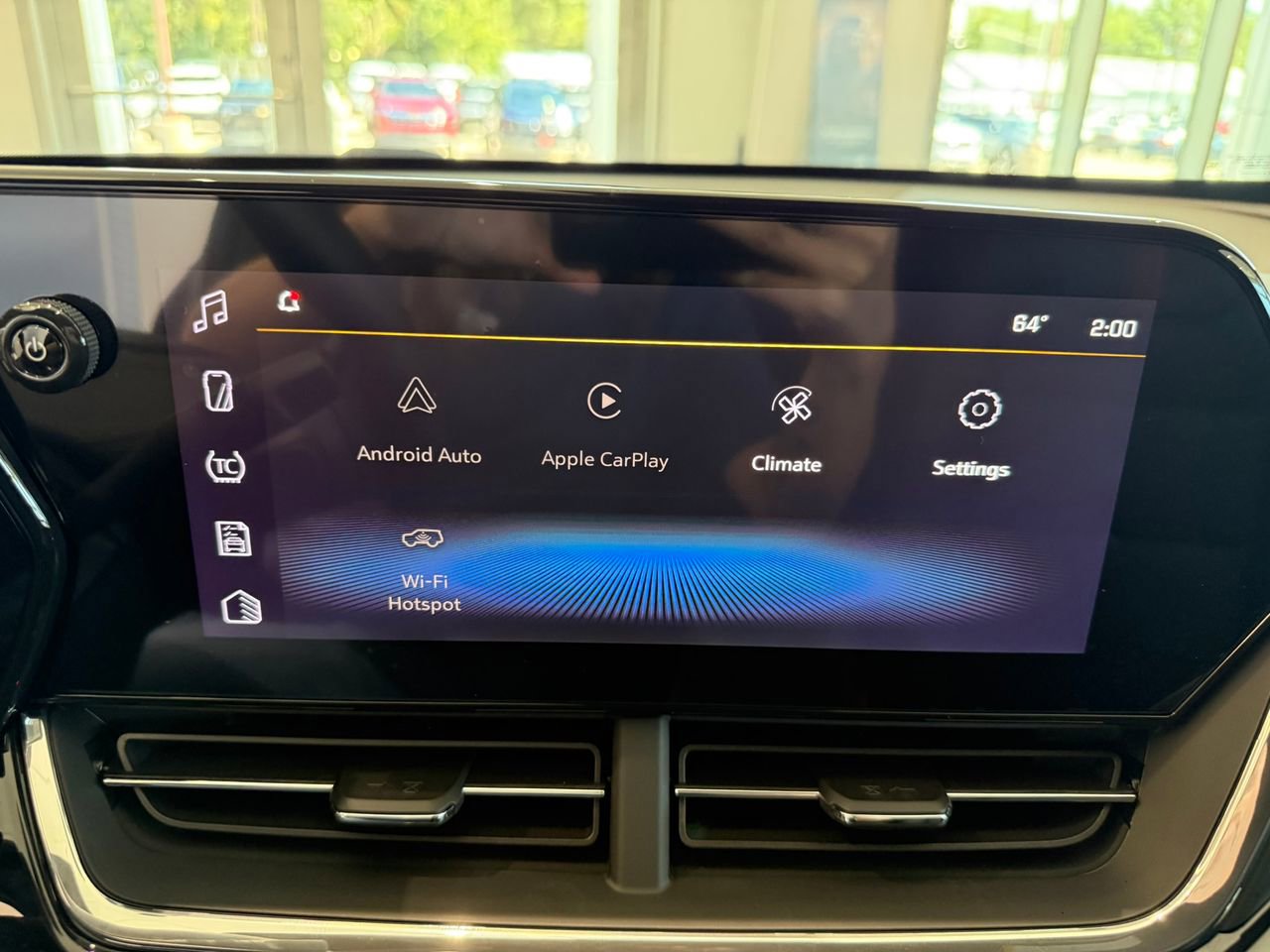 2025 Chevrolet Trax photo 16
