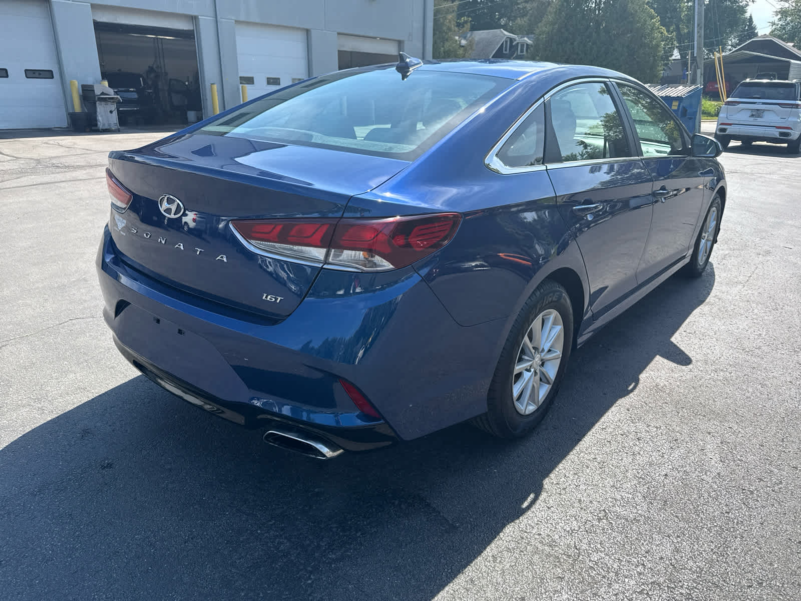 2018 Hyundai Sonata Eco photo 3